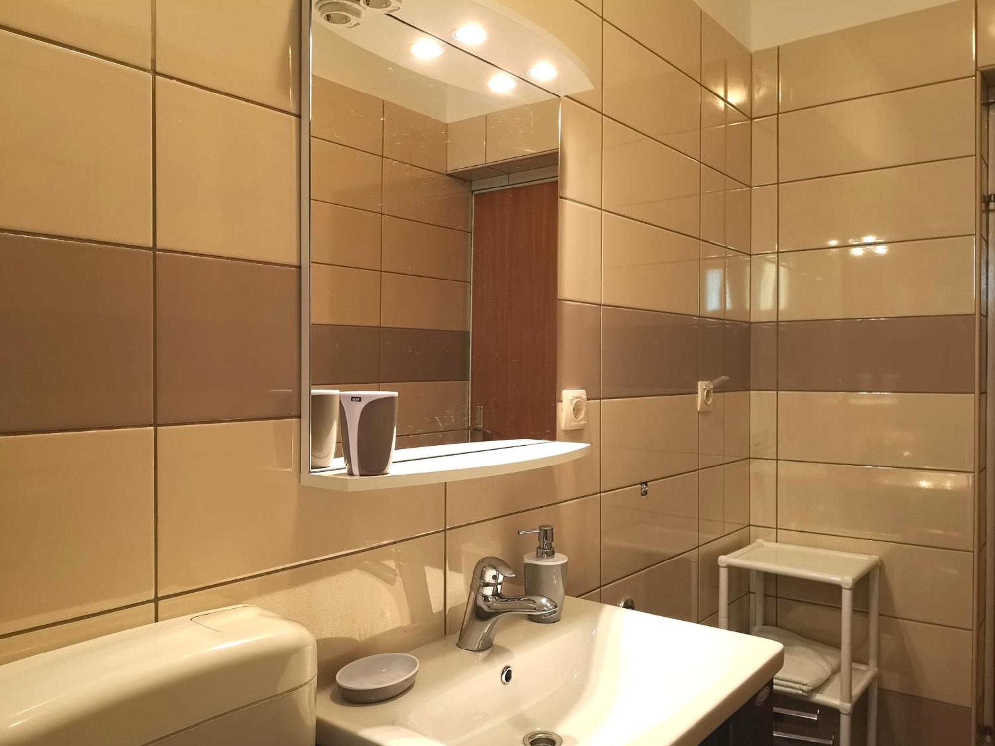 Apartments With A Swimming Pool Banjol, Rab - 11382 客房 照片