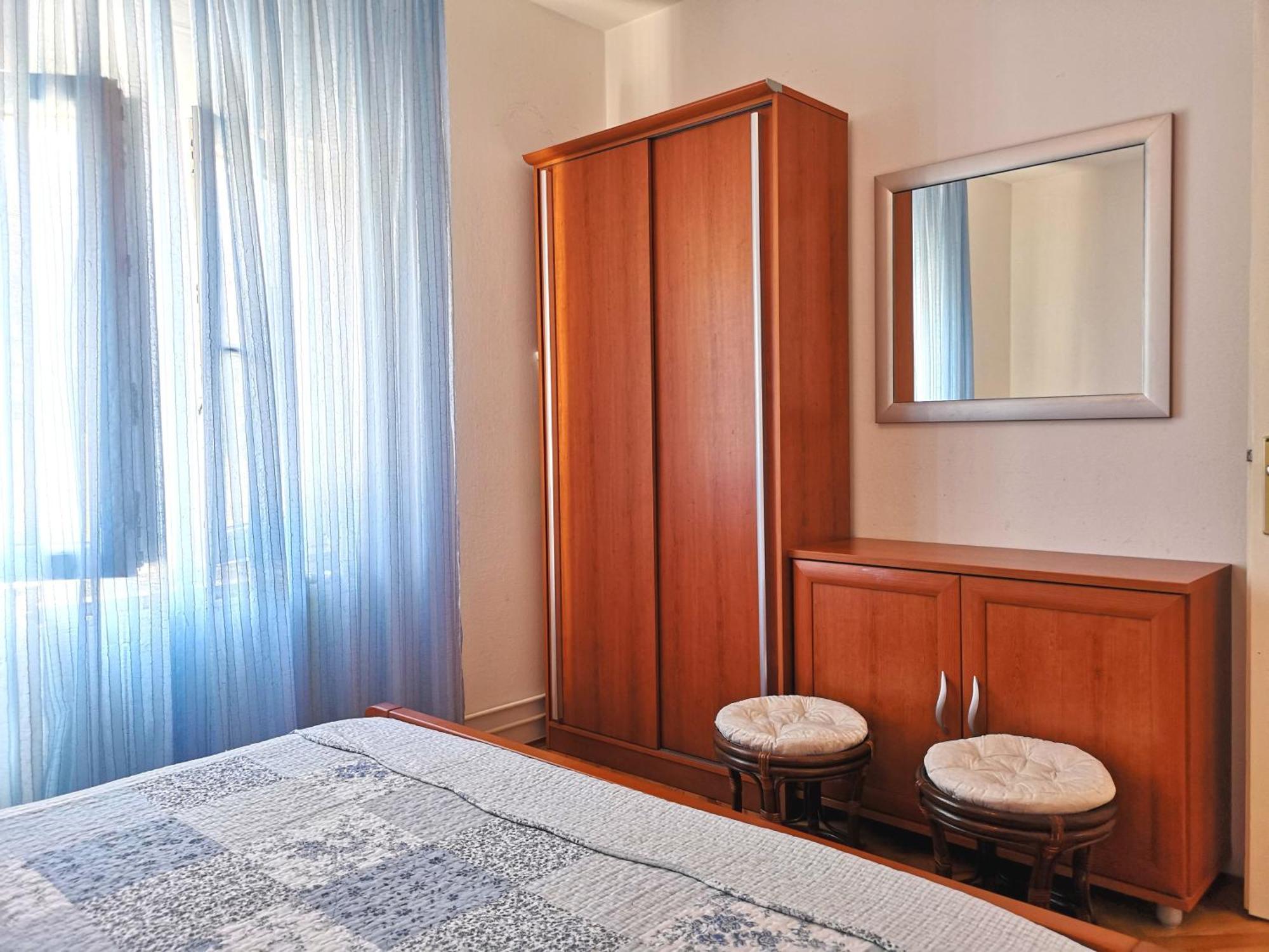 Apartments With A Swimming Pool Banjol, Rab - 11382 客房 照片